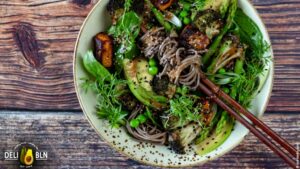 Asiatischer Soba-Nudel-Salat - vegan