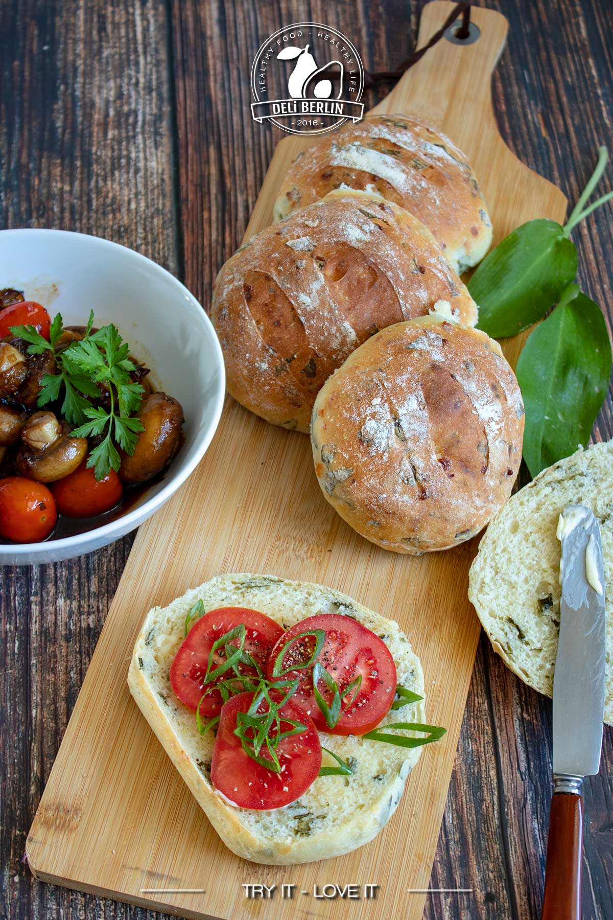 einfache Bärlauch-Käse-Brötchen selber machen